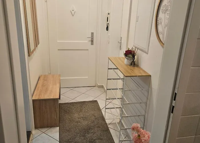 Zentrale & Gemuetliche In Lejlighed *