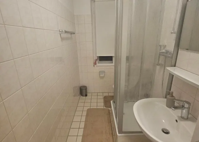 Zentrale & Gemuetliche In Lejlighed